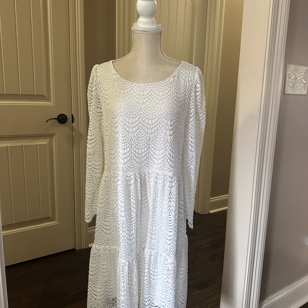 Lilly Pulitzer Elegant White Lace Dress